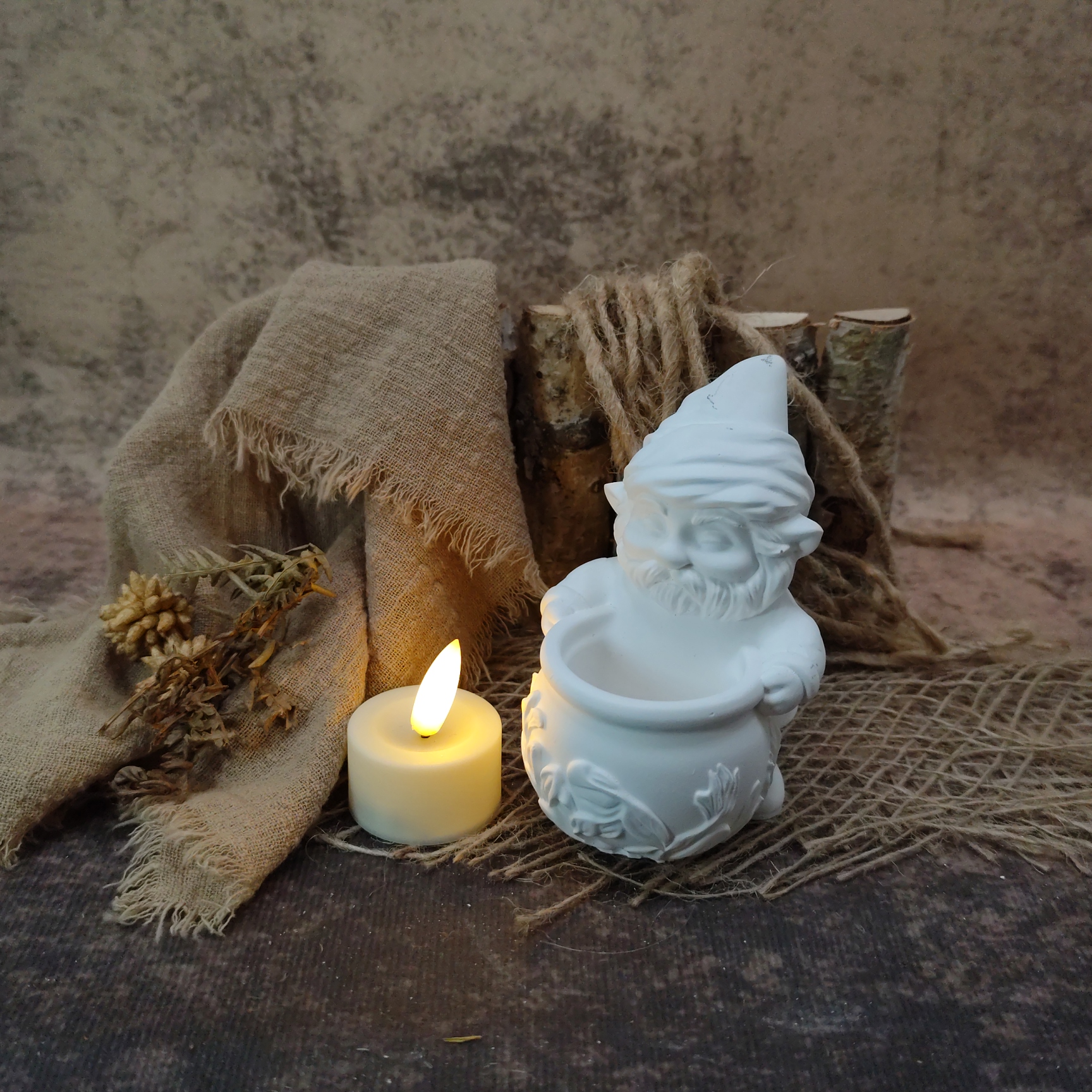 Gnome met plantenbakje - Afbeelding 3