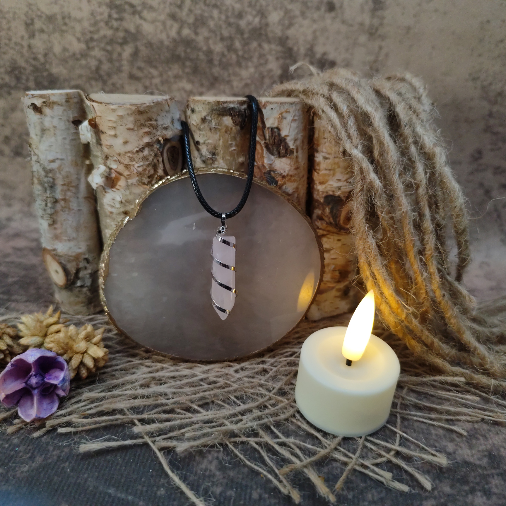 Rozenkwartspunt hanger